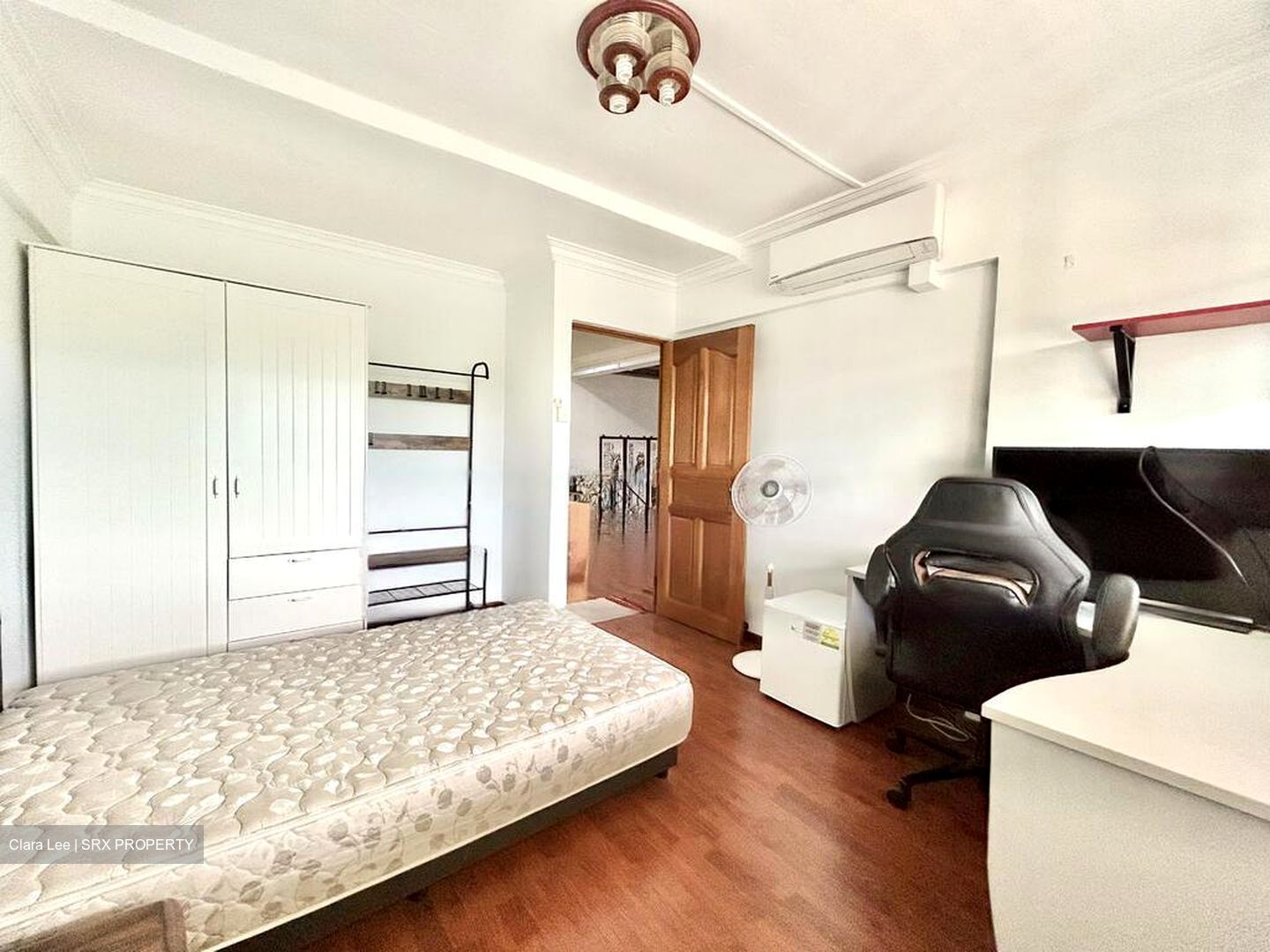 Blk 336 Jurong East Avenue 1 (Jurong East), HDB Executive #483532741